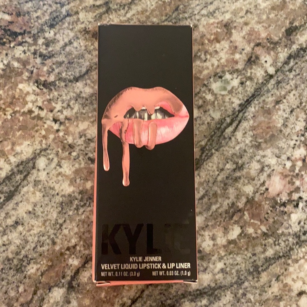 KYLE JENNER LIPKIT. Velvet Bare- LIPSTICK ONLY.
